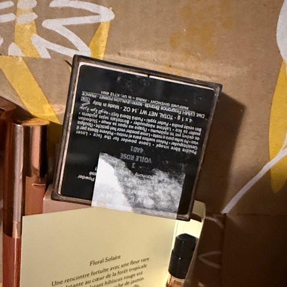 Assorted high end makeup and skin care - Picture 9 of 9